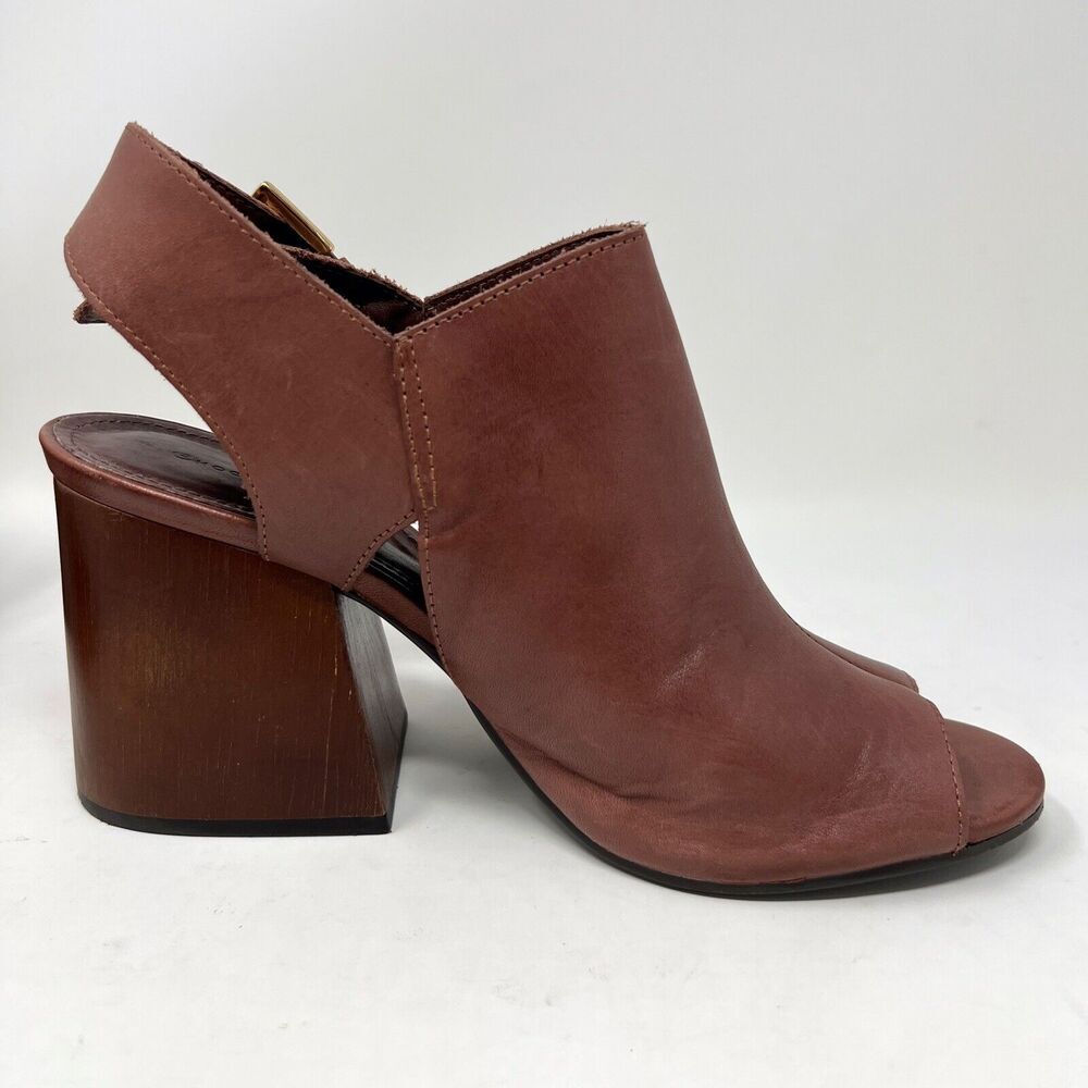 Chocolat Blu Tan Leather Block Heel Sandals - Picture 7 of 13